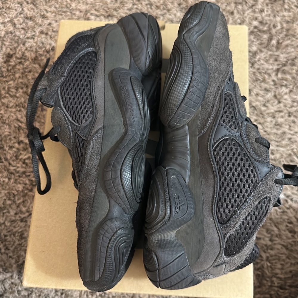 Yeezy 500 - image 2